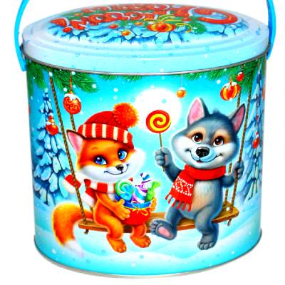 Сладкий новогодний подарок в жестяной упаковке весом 800 грамм 